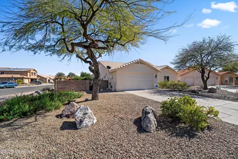 Exterior - 9586 E Paseo San Bernardo, Tucson, AZ 85747 photo 3 of 7