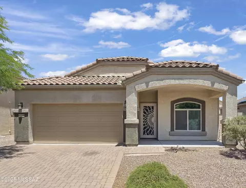 8976 W Hidden Saguaro Trl, Marana, AZ 85653