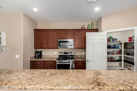 Kitchen - 102 E Forrest Feezor St, Vail, AZ 85641 photo 4 of 6