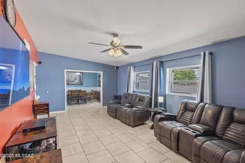 Living - 6951 E 1st St, Tucson, AZ 85710 photo 4 of 4