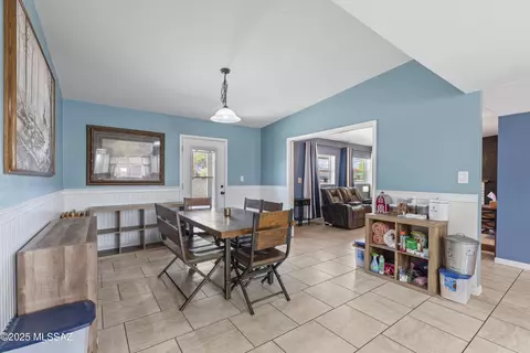 Dining - 6951 E 1st St, Tucson, AZ 85710 photo 2 of 4