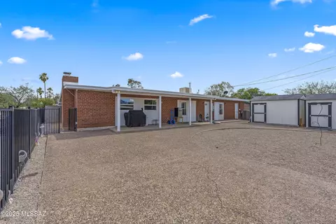 Exterior - 6951 E 1st St, Tucson, AZ 85710 photo 5 of 6