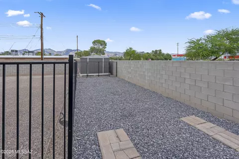 Exterior - 6951 E 1st St, Tucson, AZ 85710 photo 2 of 6