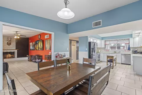 Dining - 6951 E 1st St, Tucson, AZ 85710 photo 4 of 4