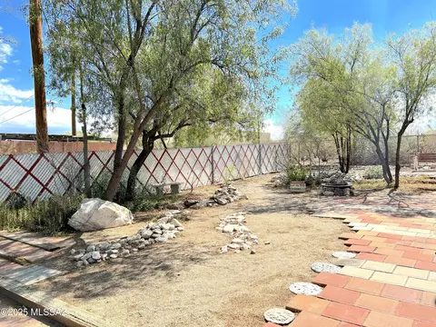 Exterior - 8531 E 5th St, Tucson, AZ 85710 photo 6 of 14