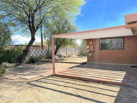 Exterior - 8531 E 5th St, Tucson, AZ 85710 photo 12 of 14