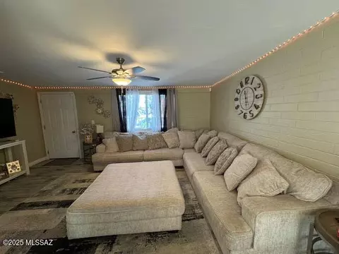 4549 E 29th St, Tucson, AZ 85711 photo 13