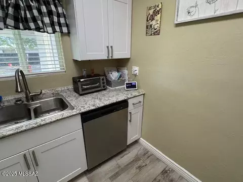 4549 E 29th St, Tucson, AZ 85711 photo 21