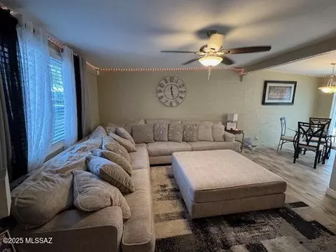 4549 E 29th St, Tucson, AZ 85711 photo 11