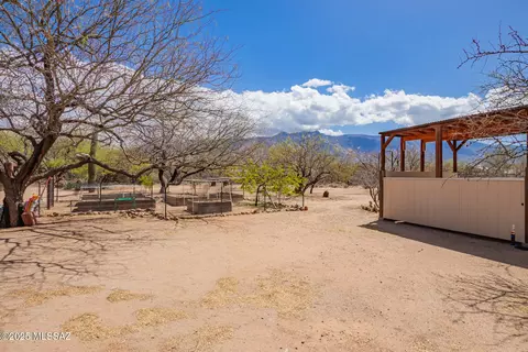 Exterior - 4720 E Wagon Train Rd, Tucson, AZ 85739 photo 17 of 18