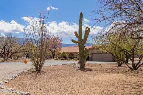 Exterior - 4720 E Wagon Train Rd, Tucson, AZ 85739 photo 3 of 18