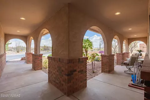 Exterior - 4720 E Wagon Train Rd, Tucson, AZ 85739 photo 7 of 18