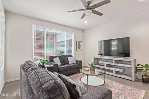 Living - 890 E Millenium Ct, Tucson, AZ 85719 photo 1 of 2
