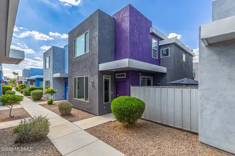 890 E Millenium Ct, Tucson, AZ 85719