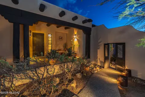 4301 W Mountain Side Dr, Tucson, AZ 85745