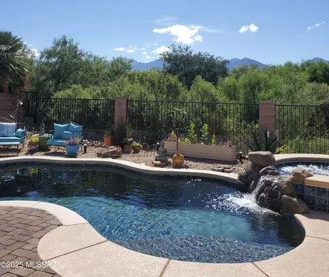 11710 N Peaceful Night Rd, Oro Valley, AZ 85737