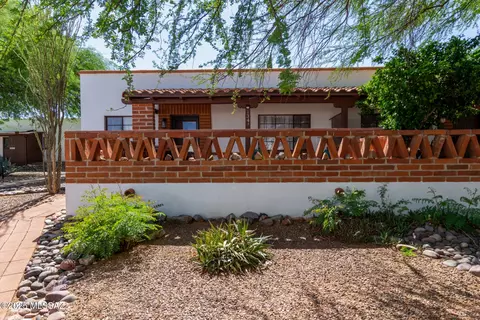 134 S Paseo Quinta #A, Green Valley, AZ 85614