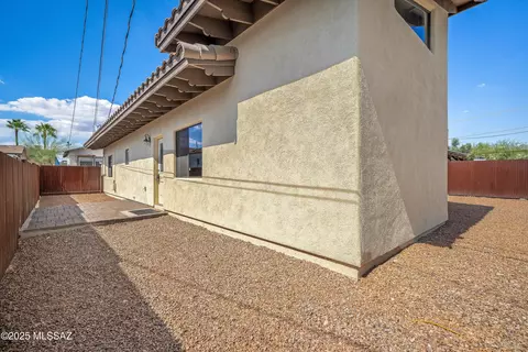 844 E Lee St, Tucson, AZ 85719 photo 25