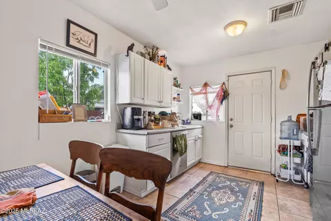 844 E Lee St, Tucson, AZ 85719 photo 32