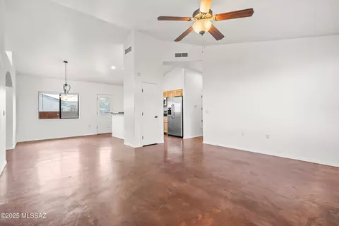 844 E Lee St, Tucson, AZ 85719 photo 15