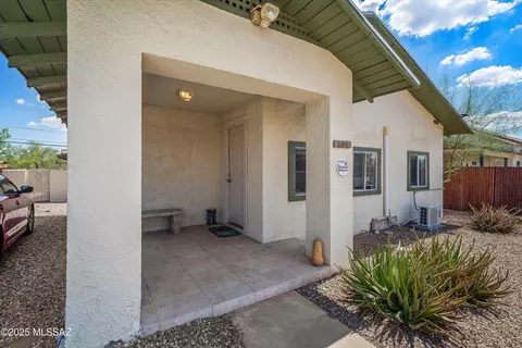 844 E Lee St, Tucson, AZ 85719 photo 28