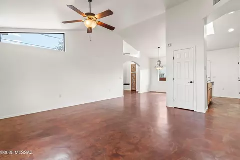 844 E Lee St, Tucson, AZ 85719 photo 16