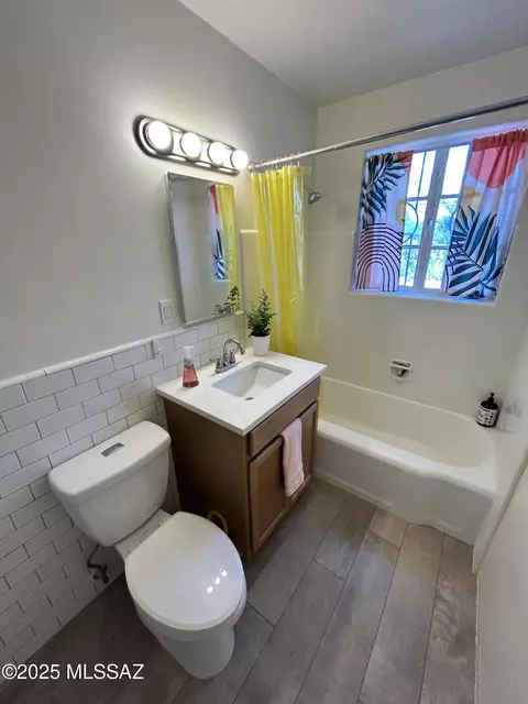 Bath - 2951 E 17th St, Tucson, AZ 85716 photo 3 of 3