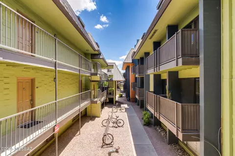 961 N Euclid Ave #130, Tucson, AZ 85719