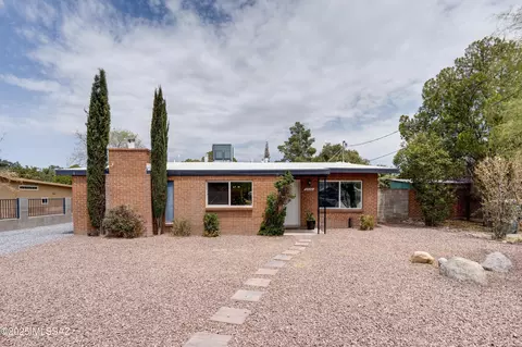 2026 N Rosemary Dr, Tucson, AZ 85716