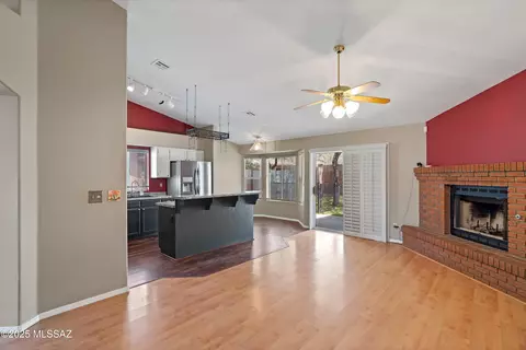 Living - 9510 E Danforth Pl, Tucson, AZ 85747 photo 5 of 5