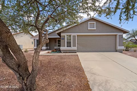 Exterior - 9510 E Danforth Pl, Tucson, AZ 85747 photo 2 of 7