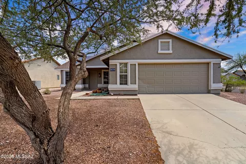 Exterior - 9510 E Danforth Pl, Tucson, AZ 85747 photo 7 of 7