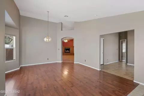 Living - 9510 E Danforth Pl, Tucson, AZ 85747 photo 2 of 5