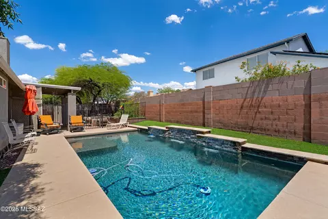 Exterior - 9510 E Danforth Pl, Tucson, AZ 85747 photo 5 of 7