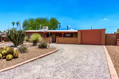 5750 E Baker St, Tucson, AZ 85711
