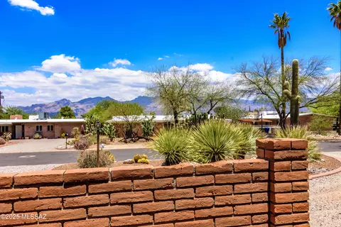 5750 E Baker St, Tucson, AZ 85711 photo 3