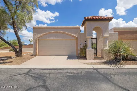9748 E 2nd St, Tucson, AZ 85748