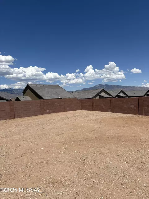 Exterior - 12807 E Daisy Moore Pl, Vail, AZ 85641 photo 2 of 3
