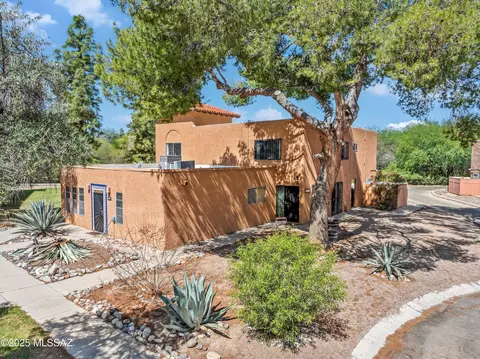 6536 E Calle La Paz #C, Tucson, AZ 85715