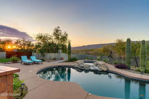 Exterior - 8505 S Circle C Ranch Rd, Vail, AZ 85641 photo 11 of 13