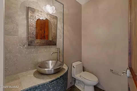 Bath - 8505 S Circle C Ranch Rd, Vail, AZ 85641 photo 1 of 6