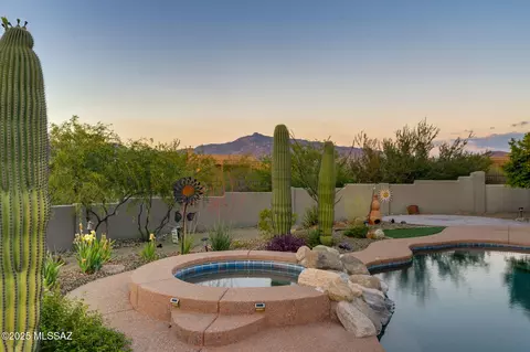 Exterior - 8505 S Circle C Ranch Rd, Vail, AZ 85641 photo 9 of 13