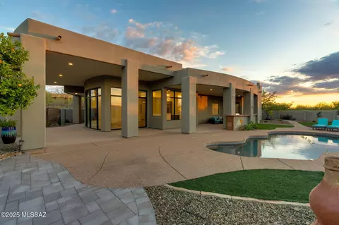 Exterior - 8505 S Circle C Ranch Rd, Vail, AZ 85641 photo 6 of 13