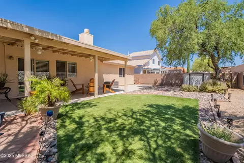 Exterior - 9276 E Amethyst Quartz Dr, Tucson, AZ 85747 photo 5 of 9