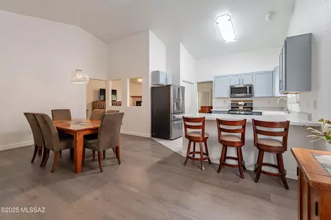 Dining - 9276 E Amethyst Quartz Dr, Tucson, AZ 85747 photo 3 of 4