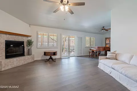 Living - 9276 E Amethyst Quartz Dr, Tucson, AZ 85747 photo 1 of 2