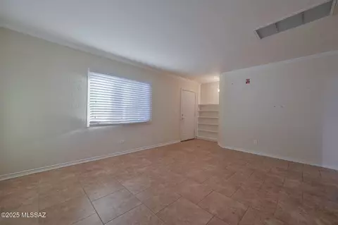 1118 E Hampton St, Tucson, AZ 85719 photo 3