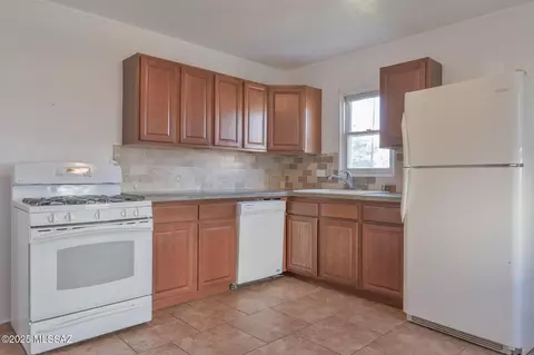 1118 E Hampton St, Tucson, AZ 85719 photo 7