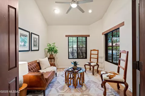 3061 N Willow Creek Dr, Tucson, AZ 85712 photo 20
