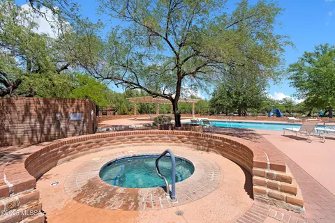 3061 N Willow Creek Dr, Tucson, AZ 85712 photo 45